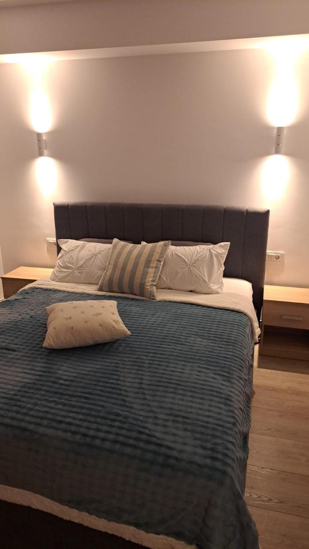 Apartament Kitty Centrul Istoric Krajowa Zewnętrze zdjęcie